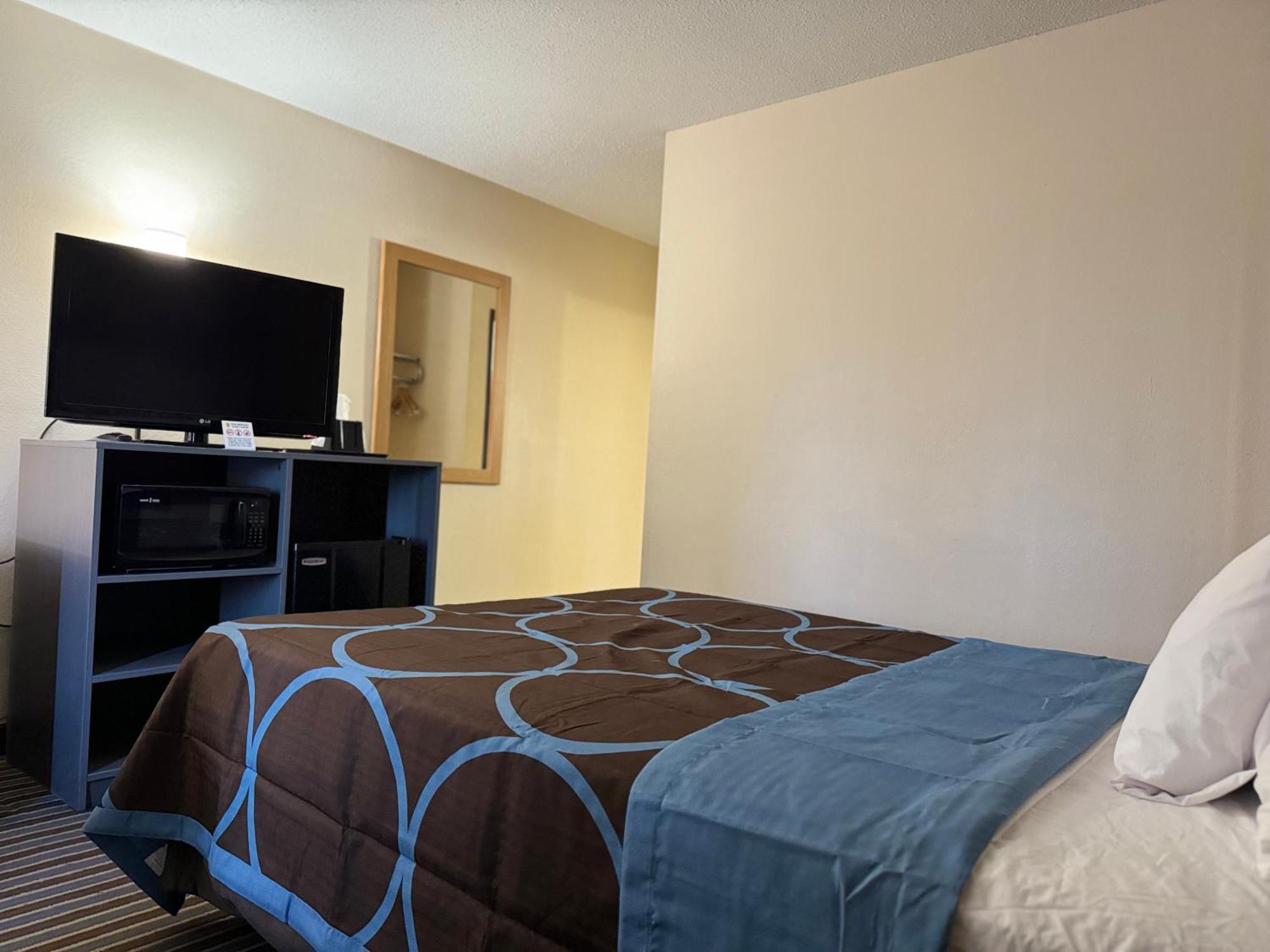 Готель Super 8 By Wyndham Columbia Clark Lane Екстер'єр фото